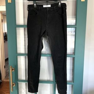 GUC Hollister Curvy Hi-Rise Super Skinny Soft Stretch Jegging 15L/14L